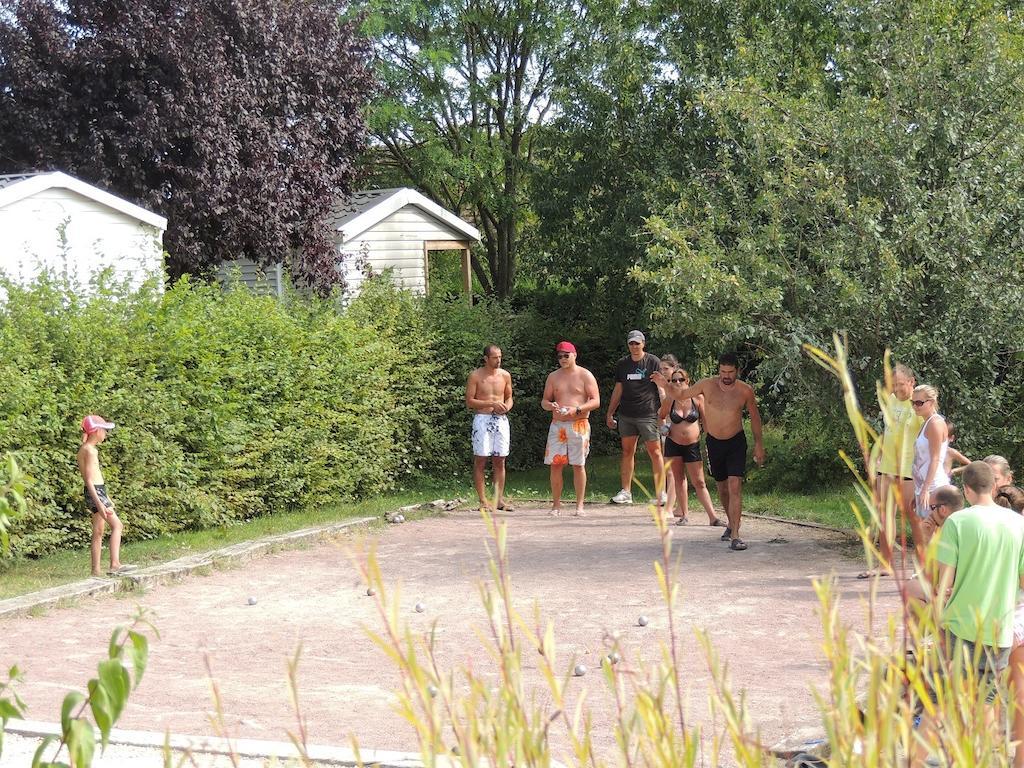 Hotel Camping L'Arada Parc Sonzay Exteriér fotografie